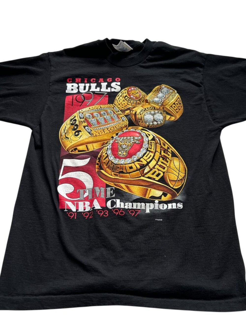Vintage Chicago Bulls t shirt 1997 Pro Player 5 Time NBA Champions Large 90s